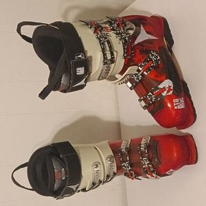 Atomic Burner 110 red black and white size 27.0 27.5